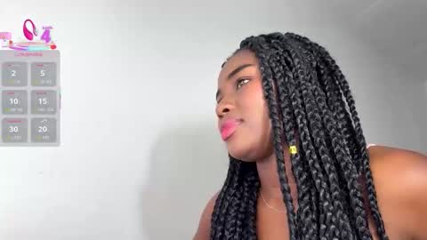 Snapshot of sara_muscle chatting on 01/08/26, 04:59 Sara online show from 01/08/26, 04:59