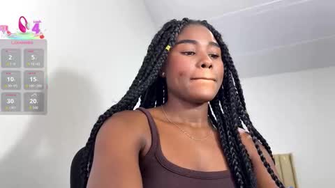 Snapshot of sara_muscle chatting on 01/16/26, 01:42 Sara online show from 01/16/26, 01:42