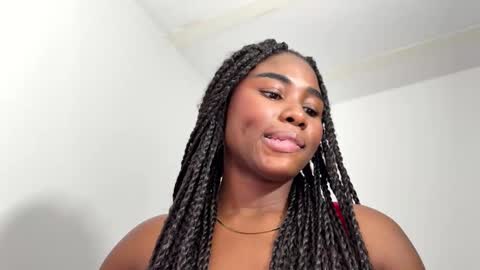 Snapshot of sara_muscle chatting on 03/02/26, 05:08 Sara online show from 03/02/26, 05:08