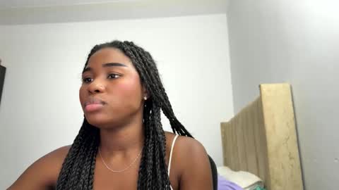 Snapshot of sara_muscle chatting on 03/23/26, 10:36 Sara online show from 03/23/26, 10:36