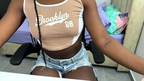 Snapshot of sara_muscle chatting on 03/30/26, 08:26 Sara online show from 03/30/26, 08:26