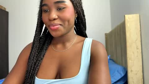 Snapshot of sara_muscle chatting on 04/17/26, 03:53 Sara online show from 04/17/26, 03:53