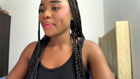 Snapshot of sara_muscle chatting on 04/20/26, 10:22 Sara online show from 04/20/26, 10:22