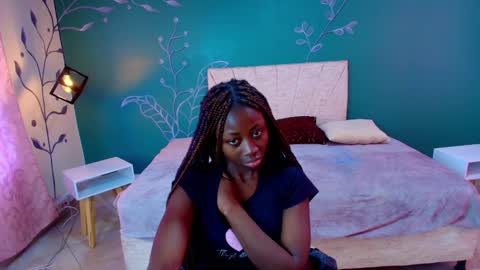 Snapshot of sara_naugty chatting on 03/03/25, 11:44 S A R A online show from 03/03/25, 11:44