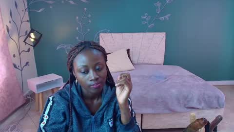 Snapshot of sara_naugty chatting on 03/04/25, 03:37 S A R A online show from 03/04/25, 03:37