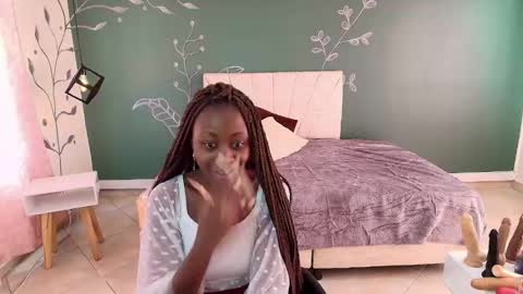 Snapshot of sara_naugty chatting on 03/08/25, 02:40 S A R A online show from 03/08/25, 02:40