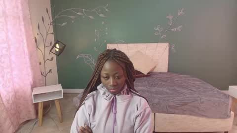 Snapshot of sara_naugty chatting on 03/11/25, 11:44 S A R A online show from 03/11/25, 11:44