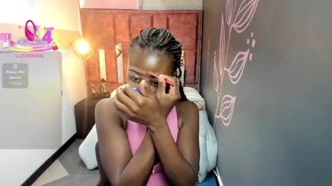 Snapshot of sara_naugty chatting on 09/10/25, 07:36 S A R A online show from 09/10/25, 07:36