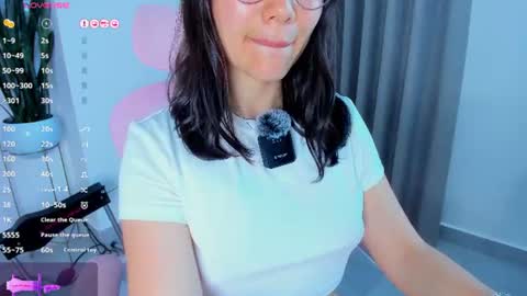 Sara online show from 06/24/26, 06:18