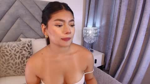 sara_owens7 online show from 04/01/26, 02:01