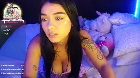 Snapshot of sara_ramirez0 chatting on 12/27/24, 02:36 sara_ramirez0 online show from 12/27/24, 02:36