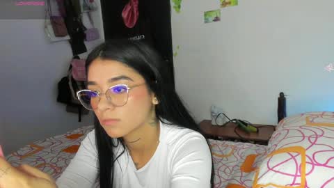 Snapshot of sara_ramirez0 chatting on 02/08/25, 03:30 sara_ramirez0 online show from 02/08/25, 03:30