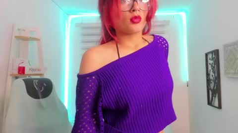 sara_red_x online show from 05/30/26, 05:26