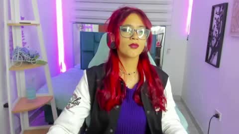 sara_red_x online show from 06/10/26, 03:18