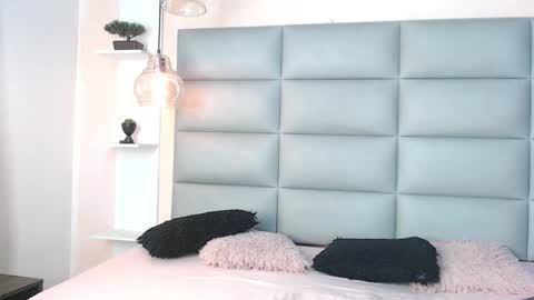 Snapshot of sara_shayk chatting on 12/03/25, 07:23 sara_shayk online show from 12/03/25, 07:23