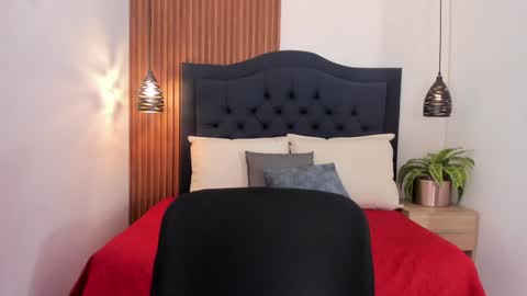  -  online show from 12/26/24, 11:03