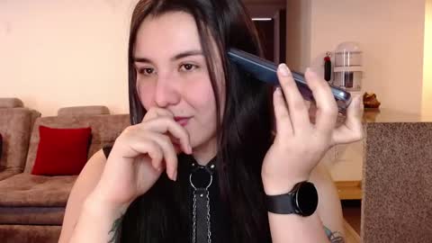 Snapshot of sara_sunrise_ chatting on 10/16/25, 07:15 Sara online show from 10/16/25, 07:15