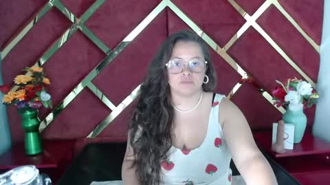 sara_thonson_ online show from 01/22/25, 02:59