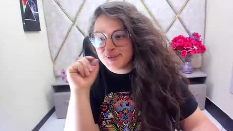 Snapshot of sara_thonson_ chatting on 05/05/26, 03:36 sara_thonson_ online show from 05/05/26, 03:36