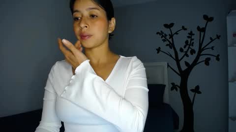 Sara online show from 03/07/25, 01:09