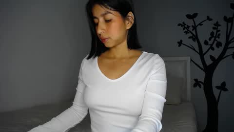 Sara online show from 11/15/25, 01:25