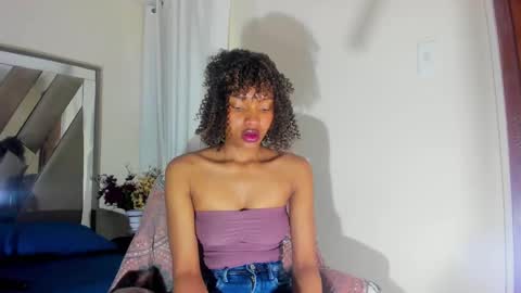 SARA 730 A 200 PM  online show from 02/11/25, 01:09