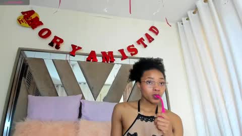 SARA 730 A 200 PM  online show from 09/25/25, 01:37