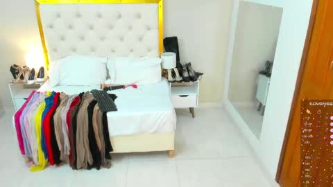 Saraa Gomez online show from 03/04/25, 03:44