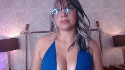 Snapshot of saraa_love_ chatting on 04/02/26, 07:33 Saraa online show from 04/02/26, 07:33