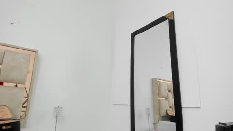 sara online show from 02/15/25, 03:31