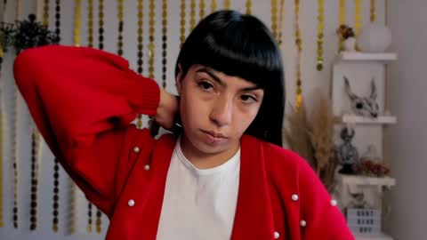 Snapshot of saraadesire chatting on 01/05/25, 07:49 Sara online show from 01/05/25, 07:49