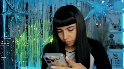 Snapshot of saraadesire chatting on 02/18/25, 01:21 Sara online show from 02/18/25, 01:21