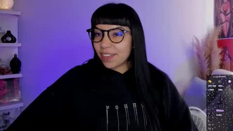 Snapshot of saraadesire chatting on 09/23/25, 12:41 Sara online show from 09/23/25, 12:41