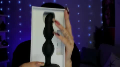 Snapshot of saraadesire chatting on 12/01/25, 10:48 Sara online show from 12/01/25, 10:48