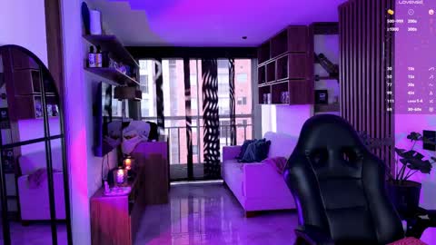 Snapshot of saraadesire chatting on 03/30/26, 09:27 Sara online show from 03/30/26, 09:27