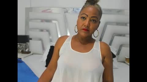 Sara online show from 11/14/25, 08:29