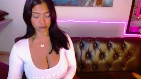 SARAHGIL online show from 01/15/25, 12:19