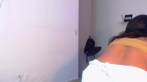 SARAHGIL online show from 02/05/25, 01:47