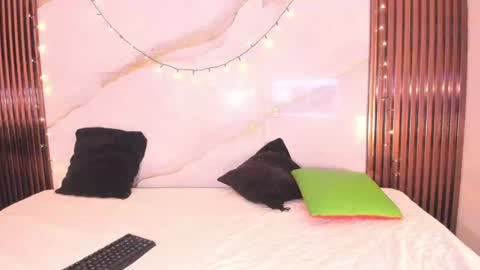 SARAHGIL online show from 07/12/26, 06:54