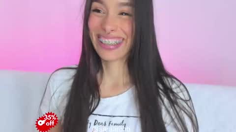 Sara online show from 10/20/25, 05:13