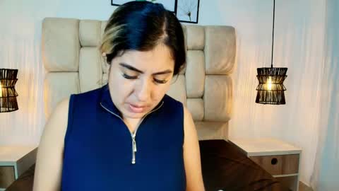 Snapshot of sarablonde_t chatting on 04/25/26, 07:33 sarablonde_t online show from 04/25/26, 07:33