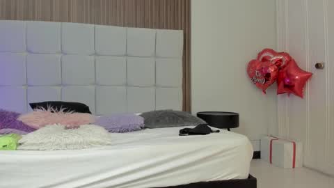   online show from 02/21/25, 10:07