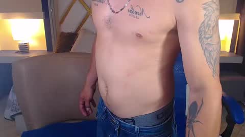 Snapshot of saraclub_jy chatting on 03/01/25, 09:04 saraclub online show from 03/01/25, 09:04