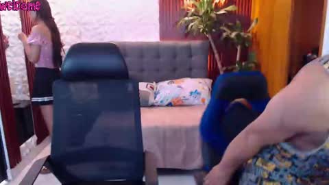 Snapshot of saraclub_jy chatting on 03/03/25, 08:11 saraclub online show from 03/03/25, 08:11