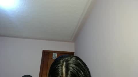 Snapshot of saraconnorxx chatting on 12/01/25, 10:31 Sara online show from 12/01/25, 10:31