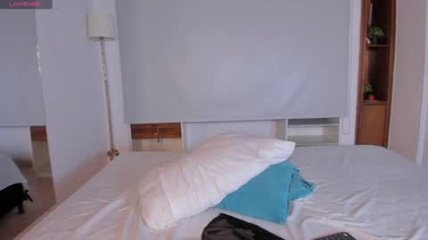 Sara  Everyday From 1430 to 2130 Col Time online show from 01/28/25, 08:36