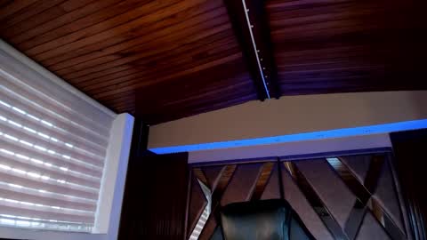 Sara  Everyday From 1430 to 2130 Col Time online show from 02/21/25, 10:48