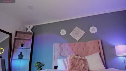 Snapshot of sarada_parker chatting on 03/03/25, 06:12 Sarada Parker online show from 03/03/25, 06:12