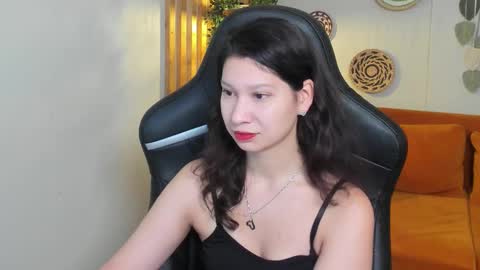 Snapshot of saradenars chatting on 11/10/25, 05:06 SaraDenars online show from 11/10/25, 05:06