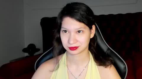 Snapshot of saradenars chatting on 11/24/25, 05:18 SaraDenars online show from 11/24/25, 05:18